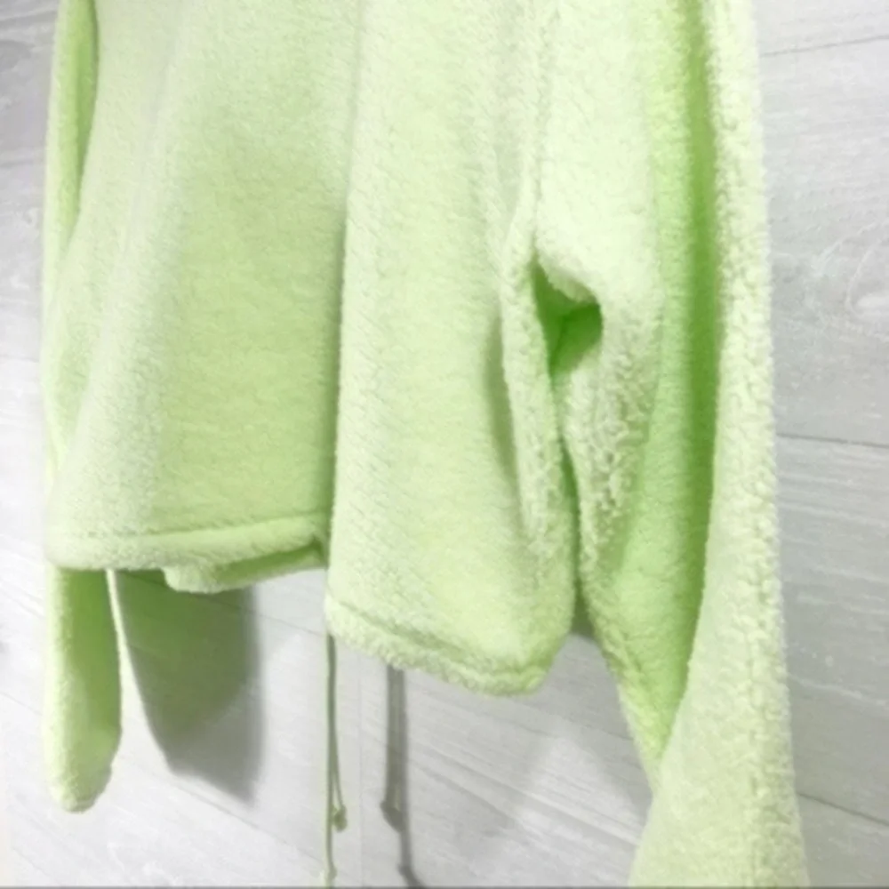 Wild Fable women’s crop sweatshirt Size L - Picture 4 of 8